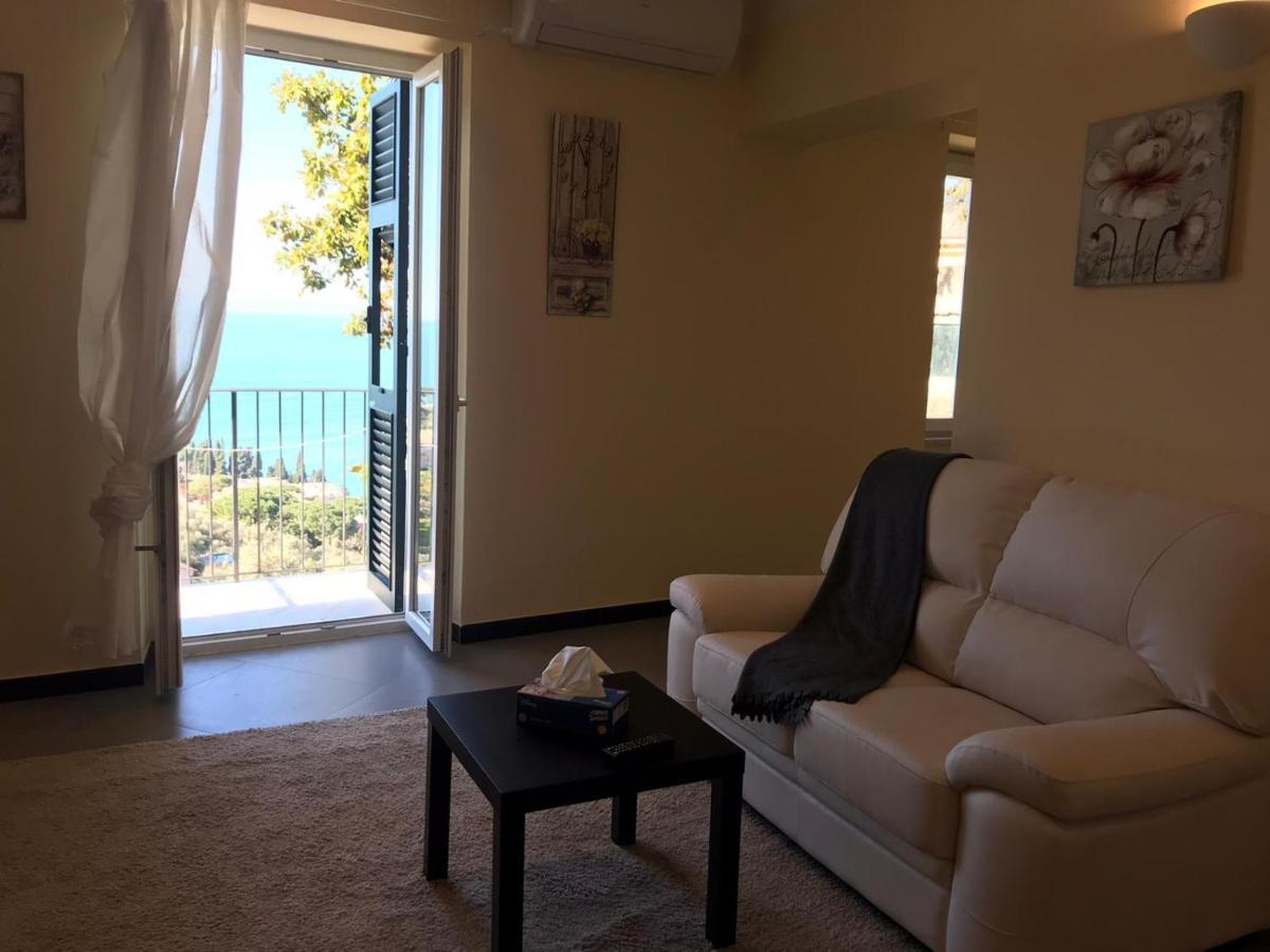 Villa Virginia For Families Камогли Екстериор снимка